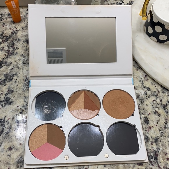 OFRA ON THE GLOW PALETTE - Picture 2 of 4